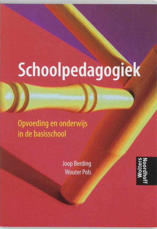De voorkant van het boek met de titel : Schoolpedagogiek